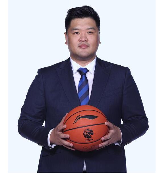 <b>广东队翻译讲述篮球故事：外援们对中文感兴趣</b>